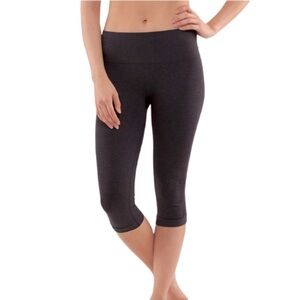 Lululemon In The Flow Cropped II leggings dark Heathered blue size 4